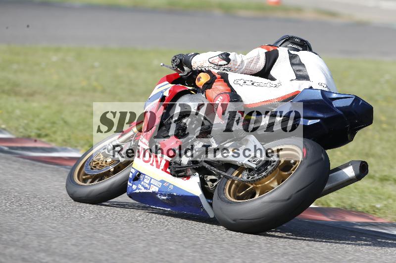 /45 10.08.2025 Plüss Moto Sport ADR/Einsteiger/730